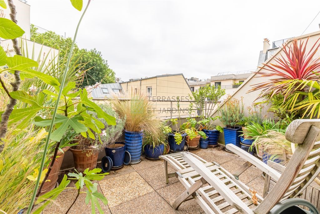 Дуплекс с 3 спальнями в Париж, Франция № 168821