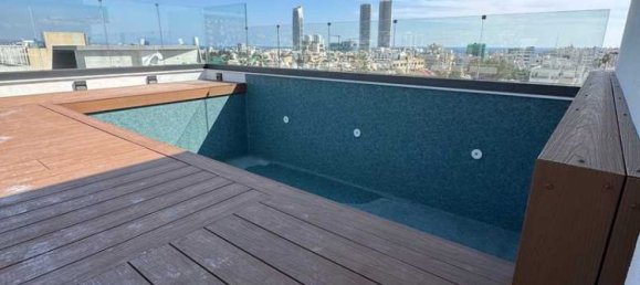 3 bedrooms Penthouse in Limassol, Cyprus No. 14113 8