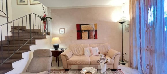 5 rooms House in Cerreto Guidi, Italy No. 85136 4