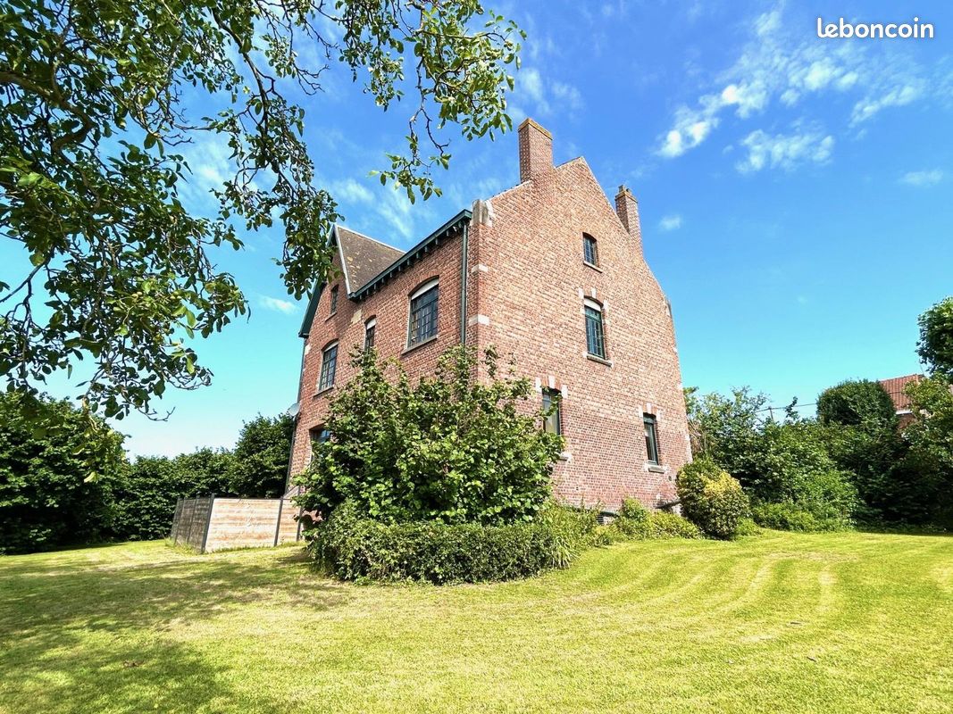 6 bedrooms House in Bailleul, France No. 362669