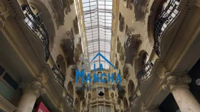 Apartamento de 6 dormitorios en Albacete, Spain No. 145393