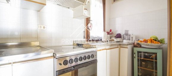 6-Zimmer Doppelhaus in Viareggio, Italy, Nr. 140900 8