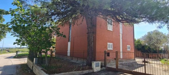 7 bedrooms House in San Marcello, Italy No. 350738 43