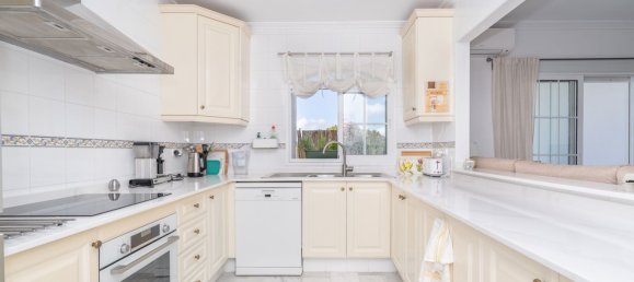 2 bedrooms Apartment in Estepona, Spain No. 148069 7