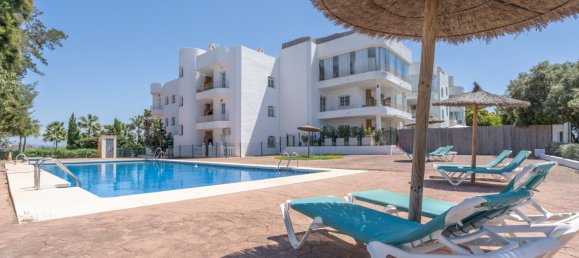 2 bedrooms Apartment in Estepona, Spain No. 148069 2
