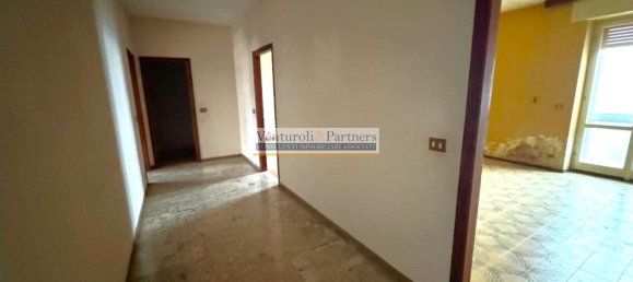 4 rooms House in Lonato del Garda, Italy No. 101943 12