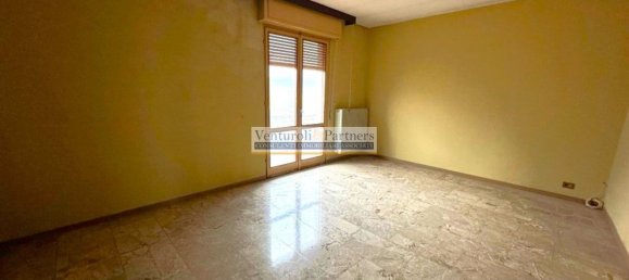 4 rooms House in Lonato del Garda, Italy No. 101943 8