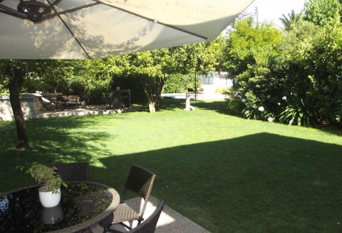 4 bedrooms House in Santiago, Chile No. 4024