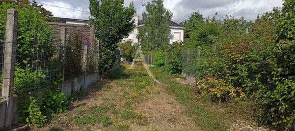 1042m² Land in Saint-Aignan, France No. 238364 3