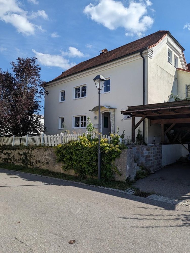 5 bedrooms Townhouse in Passau, Germany No. 181540