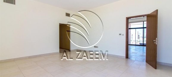 5 bedrooms Villa in Yas Island, UAE No. 29488 10