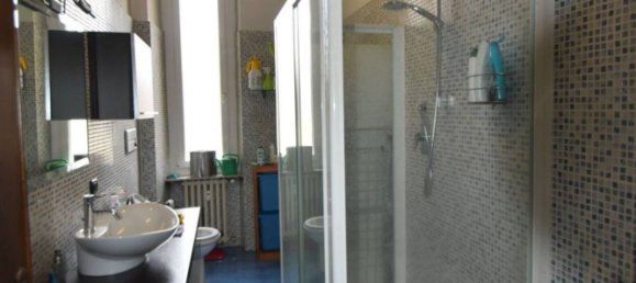 4 rooms Apartment in Vercelli, Italy No. 220709 11