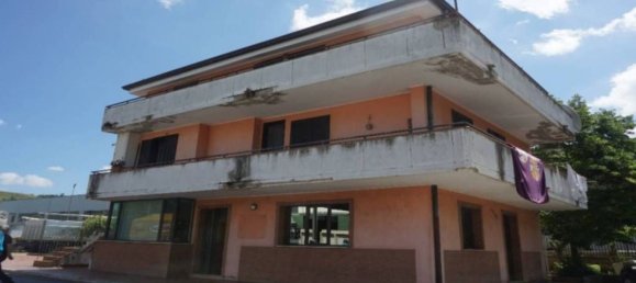 1200m² Warehouse in Venosa, Italy No. 340884 3