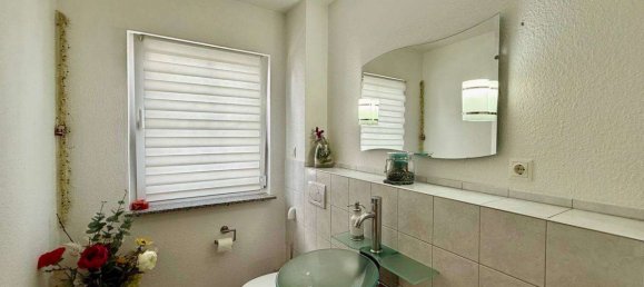 5 bedrooms Townhouse in Dusseldorf, Germany No. 296583 8