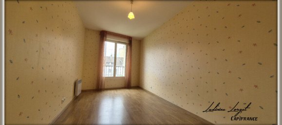 3 Schlafzimmer Wohnung in Chateau-Thierry, France, Nr. 234394 4