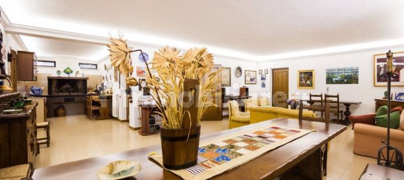 4 Schlafzimmer Villa in Velletri, Italy, Nr. 335888 12