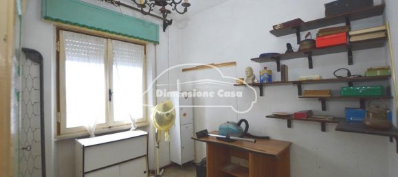 6 rooms Apartment in Lucca, Italy No. 146184 13