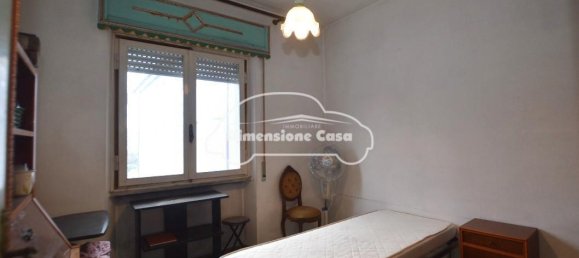 6 rooms Apartment in Lucca, Italy No. 146184 11