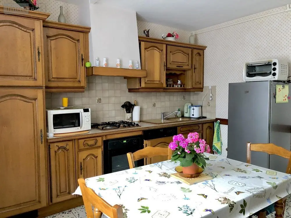 3 Schlafzimmer Haus in Sable-sur-Sarthe, France, Nr. 354824