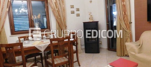 Apartamento de 6 dormitorios en Crotone, Italy No. 359194 7