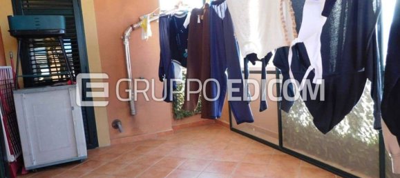 Apartamento de 6 dormitorios en Crotone, Italy No. 359194 12