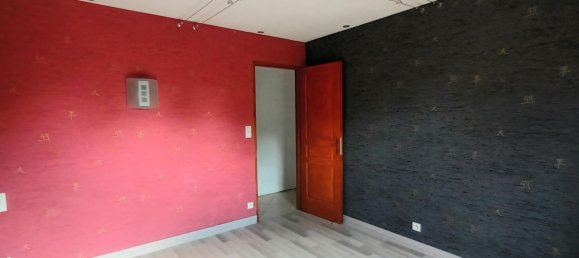 6 bedrooms House in Senan, France No. 308095 7