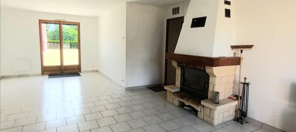 6 bedrooms House in Senan, France No. 308095 3