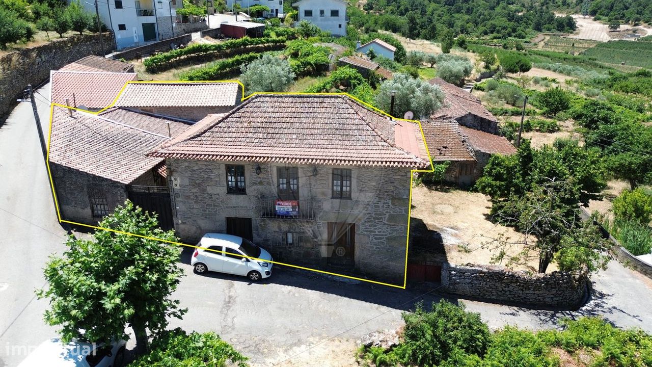 4 bedrooms House in Armamar, Portugal No. 171457