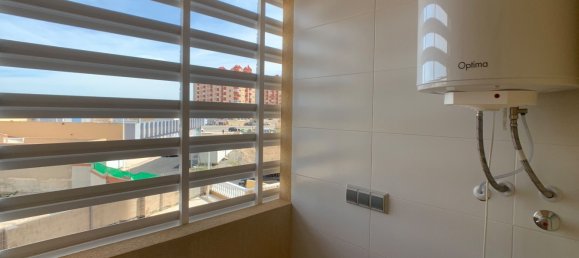 3 Schlafzimmer Wohnung in La Manga del Mar Menor, Spain, Nr. 8329 11