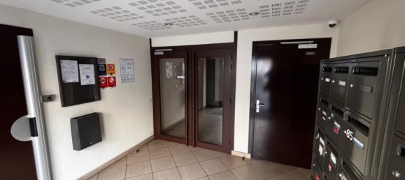 Квартира с 2 комнатами в Сен-Кантен, Франция № 155471 6