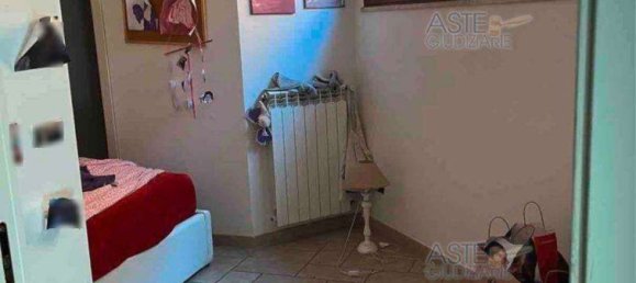 8 rooms Apartment in Rome, Italy No. 17012 9