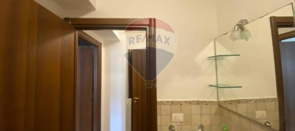 3 rooms Apartment in Montelupone, Italy No. 2290 21