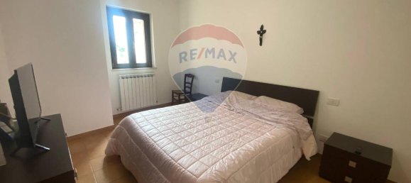 3 rooms Apartment in Montelupone, Italy No. 2290 24