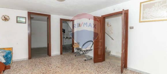 2 rooms House in Caltagirone, Italy No. 73716 3