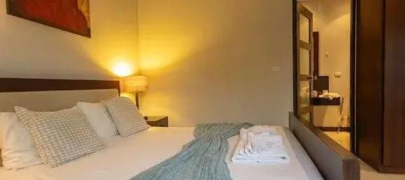 3 bedrooms House for sale in Nai Harn Beach, Phuket, Southern Thailand, Thailand № 79923 14