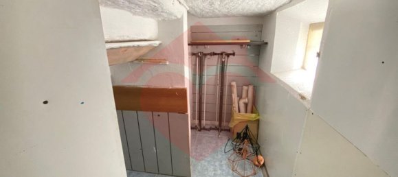 61m² Commercial property in Motta Visconti, Italy No. 88575 3