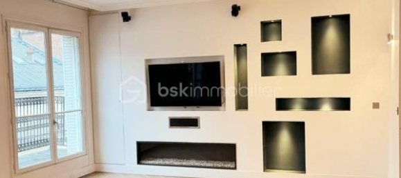 3 Schlafzimmer Doppelhaus in Paris, France, Nr. 182658 2