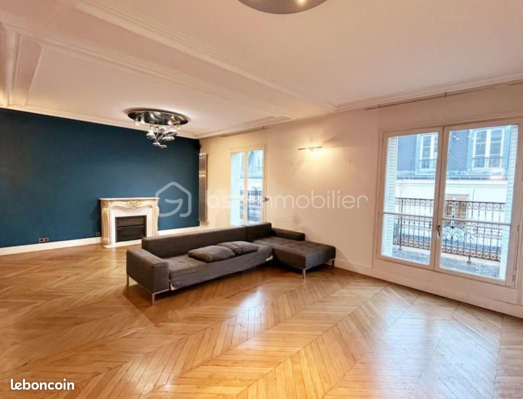 3 Schlafzimmer Doppelhaus in Paris, France, Nr. 182658