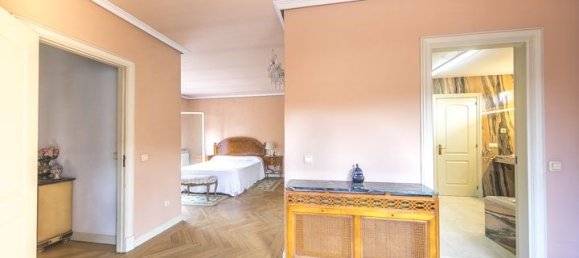 5 bedrooms House in Pozuelo de Alarcon, Spain No. 84746 14