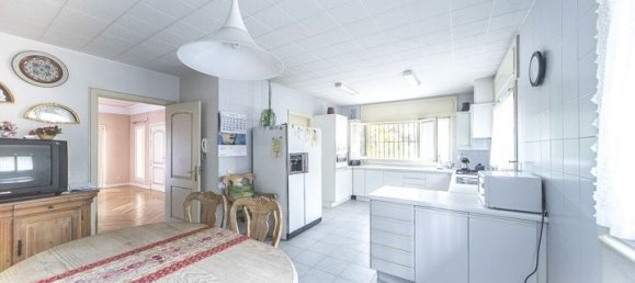 5 bedrooms House in Pozuelo de Alarcon, Spain No. 84746 11