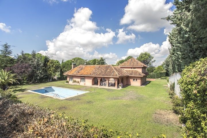 5 bedrooms House in Pozuelo de Alarcon, Spain No. 84746