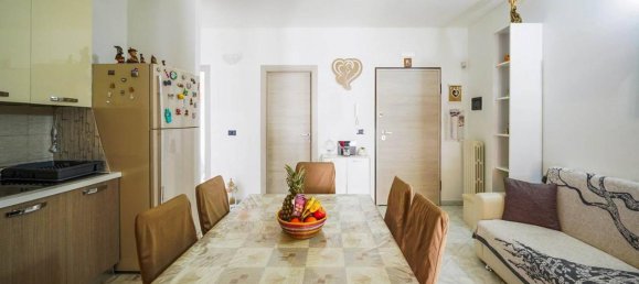 3غرفة شقة في Palo del Colle, Italy رقم 39383 6