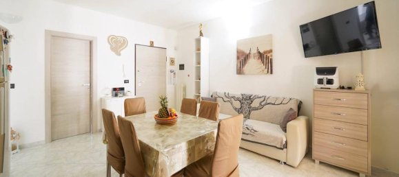 3غرفة شقة في Palo del Colle, Italy رقم 39383 3