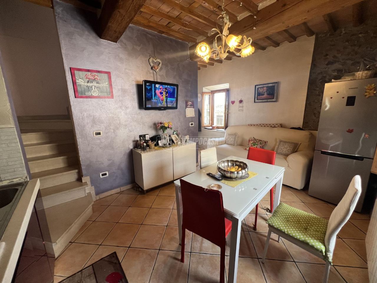 Apartamento de 3 habitaciónes en Massarosa, Italy No. 91047