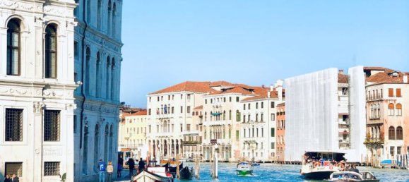 30m² Commercial property in Venice, Italy No. 210341 12