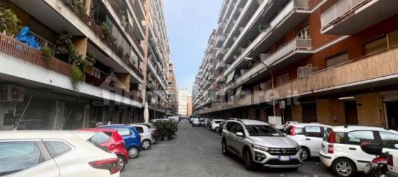 Imóvel comercial de 1 divisão em Rome, Italy N.º 289861 13