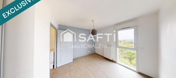 2 rooms Apartment in Villefontaine, France No. 346494 5