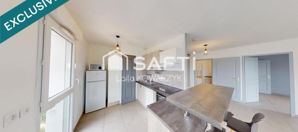 2 rooms Apartment in Villefontaine, France No. 346494 4