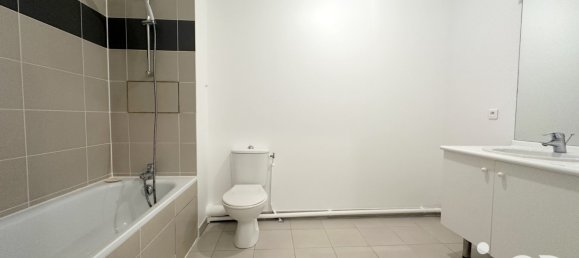 2 bedrooms Apartment in Aubervilliers, France No. 298910 4