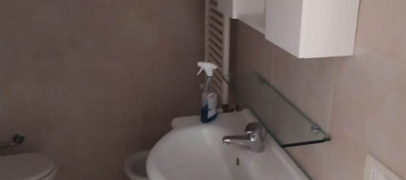 Apartamento de 2 divisões em Prato, Italy N.º 91861 6